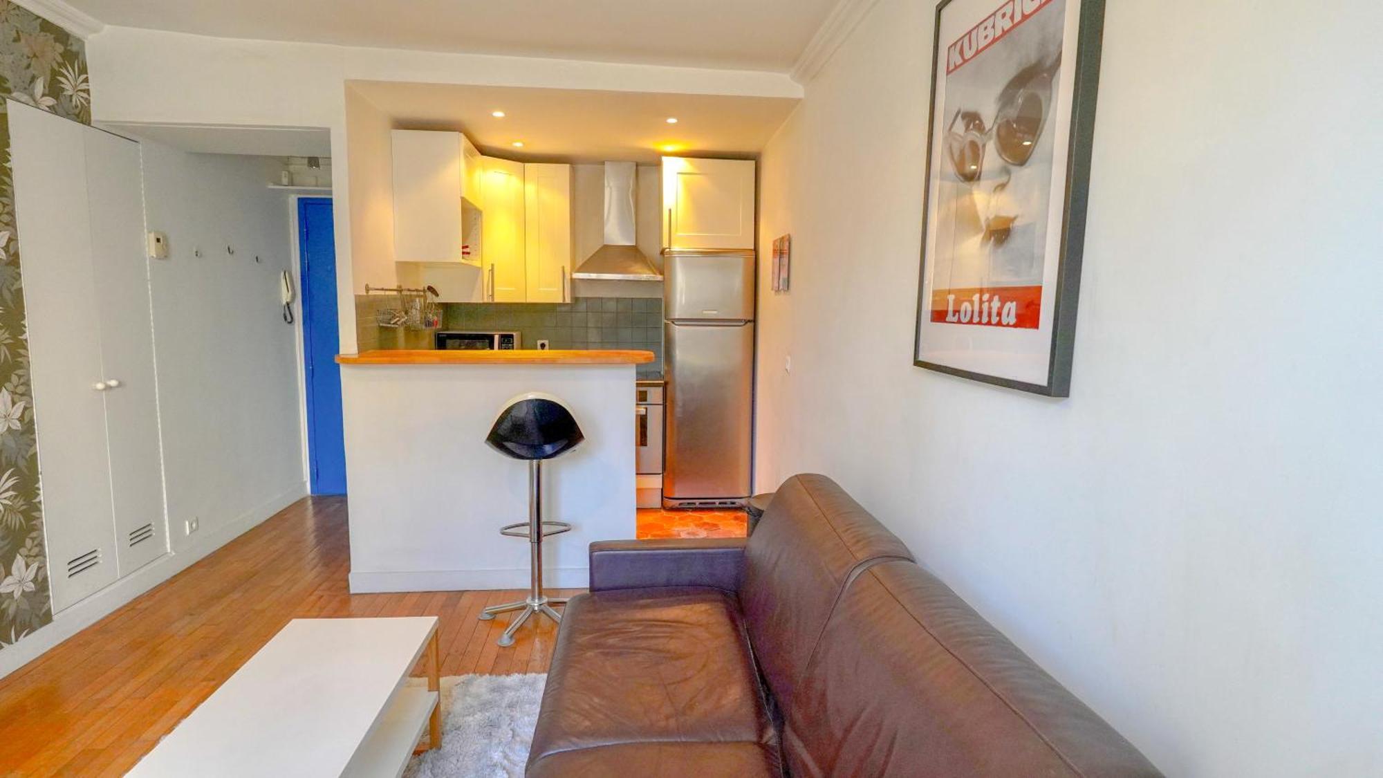 l'Appartamento New Sunny Flat Near Montorgeuil Parigi Esterno foto