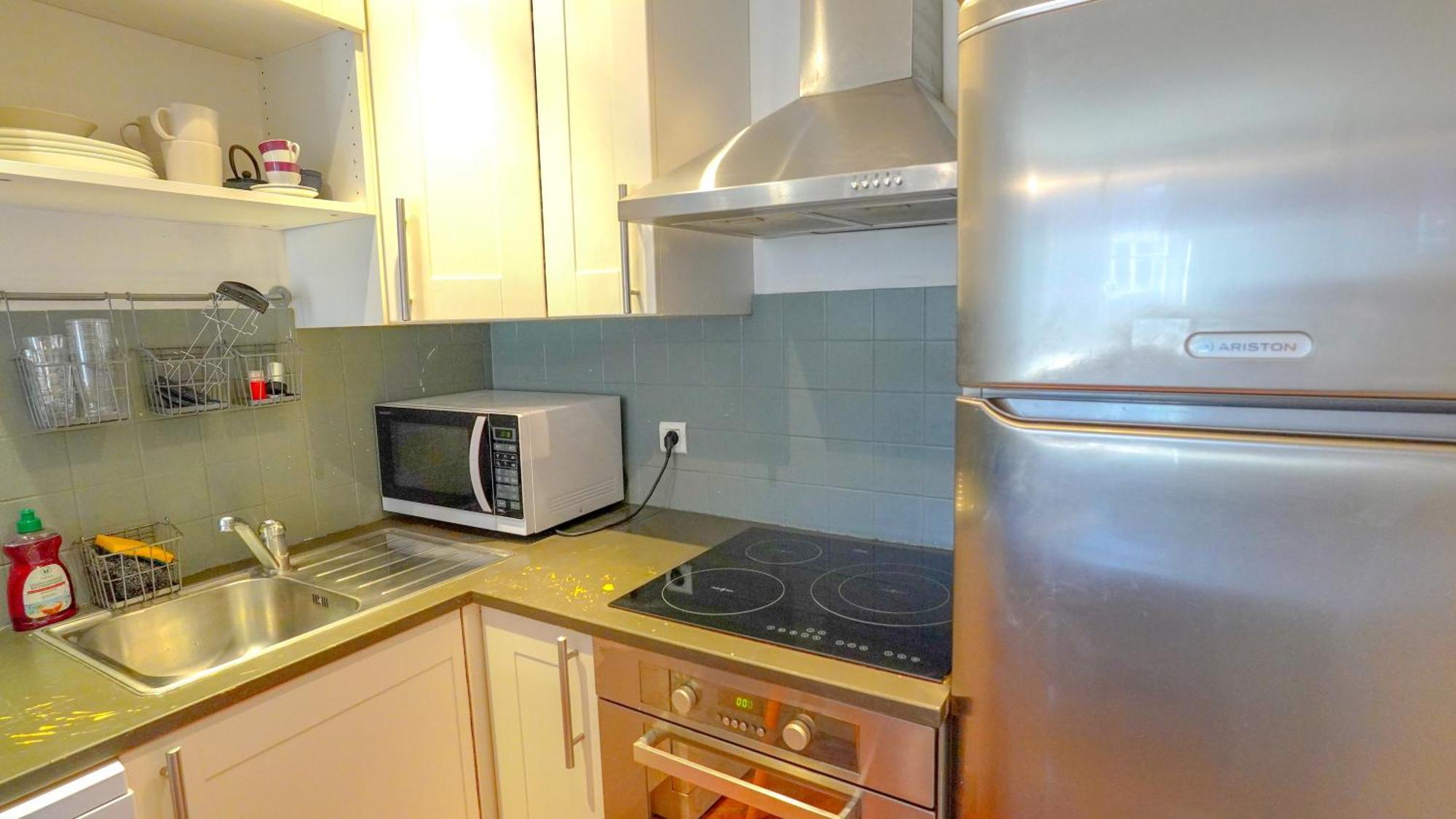 l'Appartamento New Sunny Flat Near Montorgeuil Parigi Esterno foto