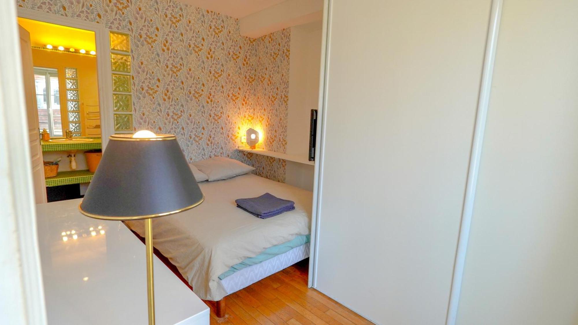 l'Appartamento New Sunny Flat Near Montorgeuil Parigi Esterno foto